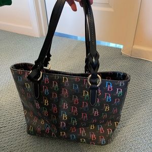 Dooney and Bourke tote